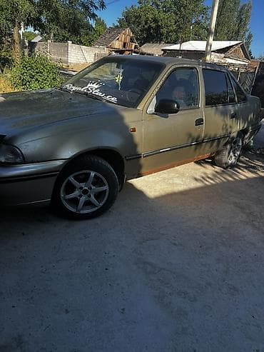 Унаа сатуу: Daewoo Nexia: 2005 г., 1.6 л, Кол менен иштөөчү, Бензин, Седан — 2