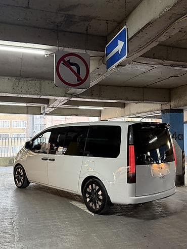 полировка стекол: Hyundai Staria: 2021 г., 3.5 л, Автомат, Газ, Минивэн — 6