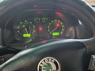 Skoda Octavia: 2005 г., 1.6 л, Кол менен иштөөчү, Бензин, Седан — 8