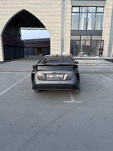 э 302: Toyota Prius: 2019 г., Гибрид, Хэтчбэк — 3