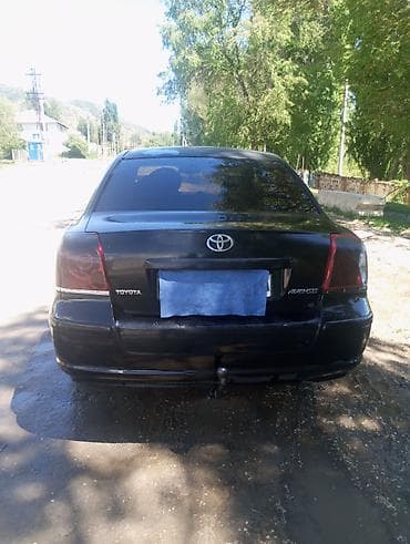 арзан авто уналар: Toyota Avensis: 2003 г., 1.8 л, Кол менен иштөөчү, Бензин, Седан — 2