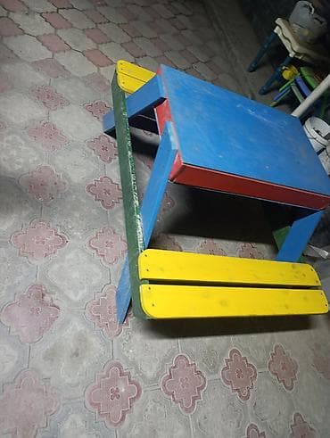 детские прикроватные тумбочки: Комплект детского стола и стула — 1