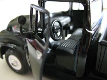 пистолет макарова купить игрушечный: Модель масштабная 1:38
ford pickup f 100
Состояние на фото! — 3