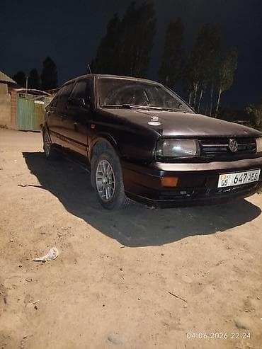 vw bora: Volkswagen Vento: 1992 г., 2 л, Механика, Бензин, Седан — 2