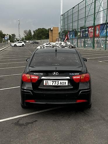 ветровик surf: Hyundai Avante: 2010 г., 1.6 л, Автомат, Газ, Седан — 6