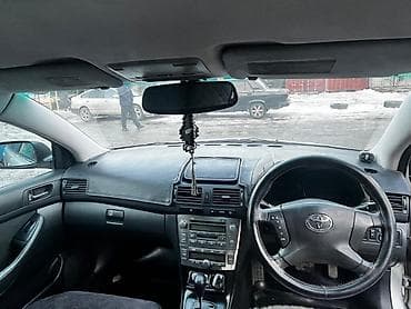 армянский авто: Toyota Avensis: 2004 г., 2 л, Автомат, Бензин, Седан — 7