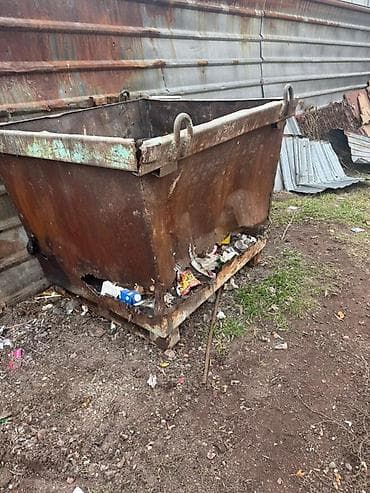 Үй жана бакча үчүн башка буюмдар: Продаю бочки есть 20 шт. По 950 сом за 1 шт. Есть ящики для мусора — 2