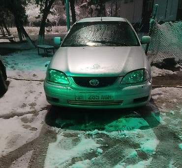 rav4 2004: Toyota Avensis: 2000 г., 2 л, Ручные, Бензин, Седан — 7