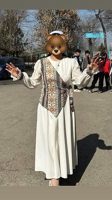 рабочие одежды: Национальный костюм, Женский — 1