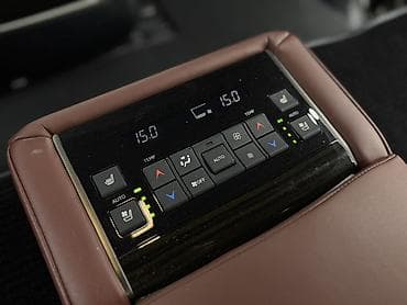 е34 кузов: Lexus LX: 2020 г., 5.7 л, Автомат, Бензин, Внедорожник — 9