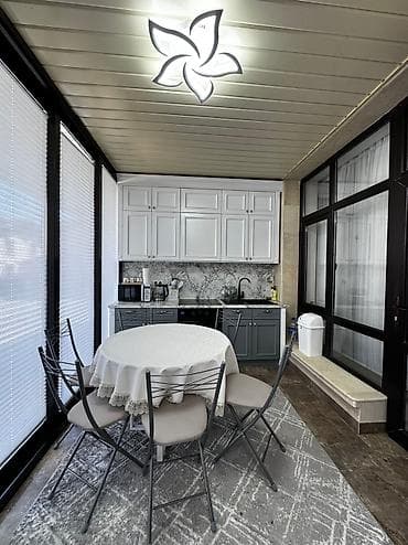 Иссык-Куль 2026: Квартира, Альфа ЦО Радуга, Сары-Ой, Детская площадка, Парковка, стоянка, Охраняемая территория — 4