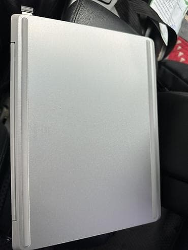 micro sd 128: Microsoft Surface Laptop (серебристый, алюминиевый корпус) - Легкий и — 2