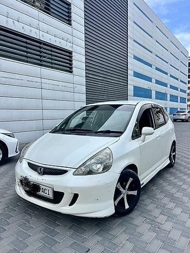 Honda Fit: 2003 г., 1.5 л, Вариатор, Бензин, Купе