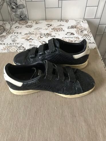 свадебные салоны бишкек: Кроссовки, 38, Adidas, Б/у, цвет - Черный, Самовывоз — 5