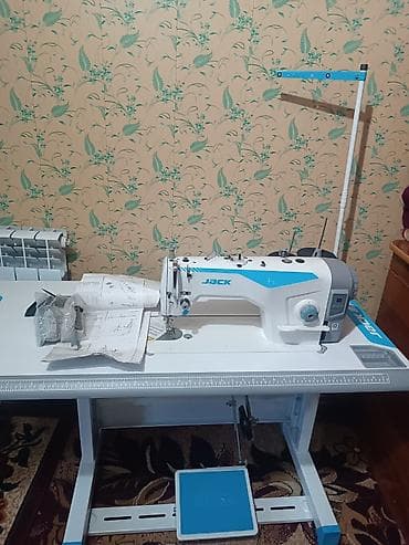 Оборудование для швейных цехов: Jack, В наличии — 1