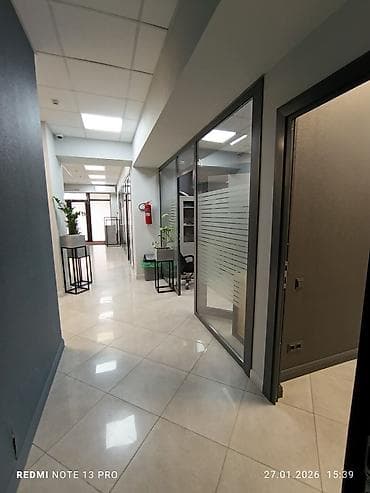 Коммерческая недвижимость: Продажа офисов 231 м², С ремонтом, Многоэтажное здание, 1 этаж — 4