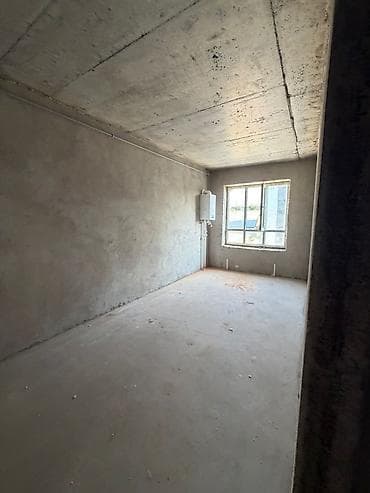 Недвижимость: 1 комната, 50 м², Элитка, 2 этаж — 3