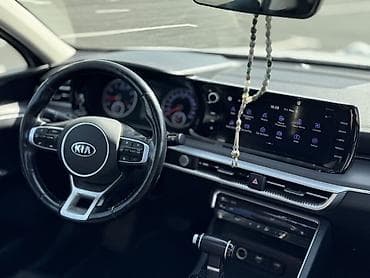 порш 911 турбо с: Kia K5: 2019 г., 2 л, Седан — 10