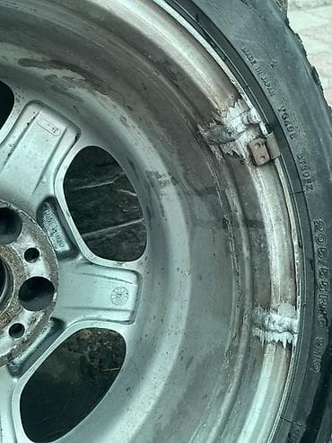 зимняя резина 2156016: Продаю R16 мейкаб есть в одном диске 2 варки покрышки зима на один — 2