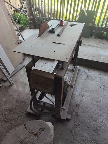 Распиловочный станок без ЧПУ, Циркулярка