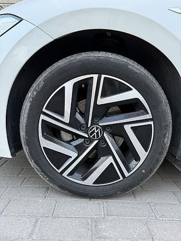 byd e2 2022: Volkswagen Jetta: 2022 г., 1.4 л, Автомат, Бензин, Седан — 7