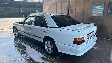 cl class: Mercedes-Benz E-Class: 1987 г., 2.3 л, Механика, Бензин, Седан — 3
