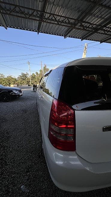 Унаа: Toyota WISH: 2003 г., 2 л, Автомат, Бензин, Вэн/Минивэн — 2