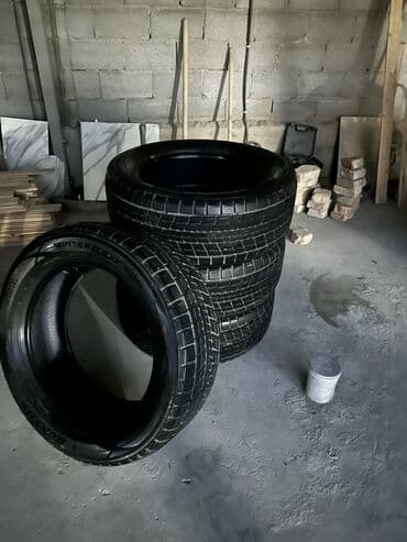 шинный: Шины 285 / 50 / R 20, Зима, Б/у, Комплект, Внедорожные (АТ/МТ), Япония, Dunlop — 1