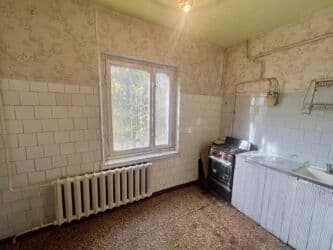 2 комнаты собственник: 1 комната, 40 м², 105 серия, 1 этаж, Старый ремонт — 4