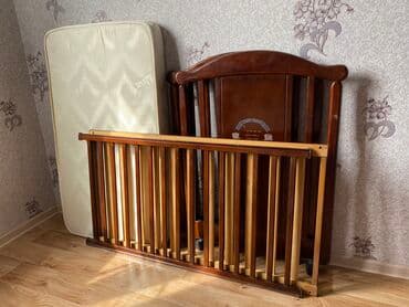 Кровать манеж Матрас Лина! Бортики одеяло подушка ортопед Столик для