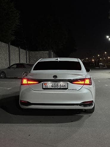 лехус 600: Lexus ES: 2022 г., 2.5 л, Вариатор, Гибрид, Седан — 4