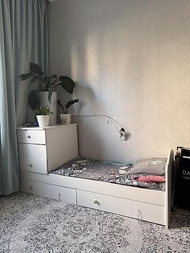 sofa bed: Кроватка-трансформер б/у - Тип: трансформер 2-в-1 (детская кроватка с — 1