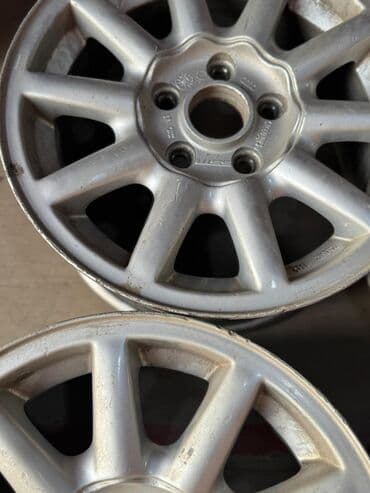 продаю титан диск на ниву: Литые Диски R 15 Audi, Комплект, отверстий - 5, Б/у — 10
