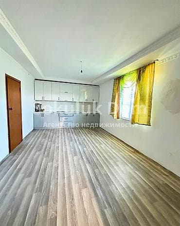 Үйлөрдү сатуу: 🏠Продается дом в селе Сокулук 🟡Комнаты: 3 🟡Участок: 5 соток — 4
