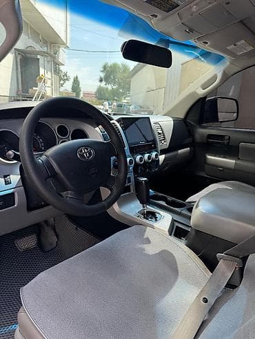 mark ll: Toyota Sequoia: 2009 г., 4.7 л, Автомат, Газ, Внедорожник — 7