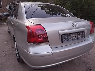 матиз 1 объем: Toyota Avensis: 2003 г., 1.8 л, Ручные, Бензин, Седан — 6