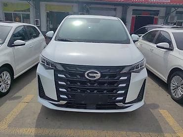 обмен на g05: GAC Trumpchi M6 Pro 270T — просторный 7‑местный минивэн в белом цвете — 1
