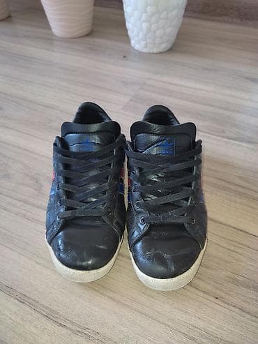джинсы биг бой: Мужские кроссовки, 39.5, Adidas Originals, Б/у, цвет - Черный, Платная доставка — 3