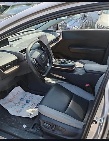 e class: Toyota bZ3: 2023 г., Электромобиль, Фастбек — 5