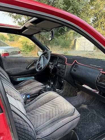 карнивал продажа: Volkswagen Passat: 1992 г., 1.8 л, Механика, Бензин, Седан — 7