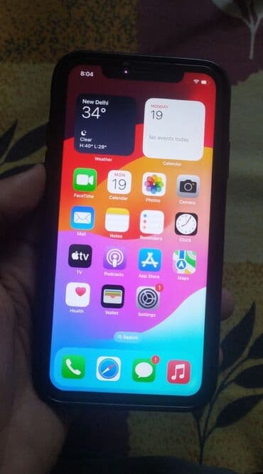 интерактивный: IPhone 11, Б/у, 64 ГБ, Black Titanium, Защитное стекло, Чехол, 90 % — 2