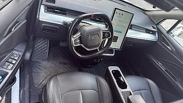 Продажа авто: Jetour : 2023 г., Автомат, Электромобиль, Кроссовер — 4