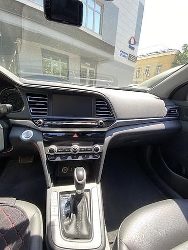 Продажа авто: Hyundai Avante: 2019 г., 1.6 л, Автомат, Бензин, Седан — 5