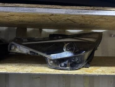 Комплект передних фар Hyundai 2021 г., Б/у, Оригинал at lalafo.kg Комплект передних фар Hyundai 2021 г., Б/у, Оригинал