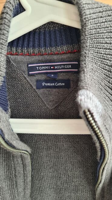 ош вещи: Мужской кардиган 
Размер S 
Оригинал — 2