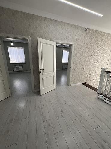 квартира 2 к: 200 м², 6 комнат, Утепленный, Парковка, Забор, огорожен — 8