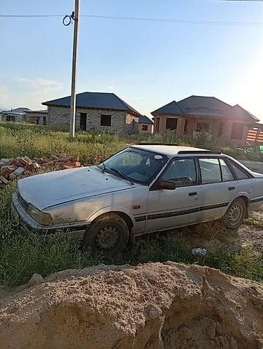 Унаа сатуу: Mazda 626: 1985 г., 1.6 л, Бензин, Хетчбек — 2