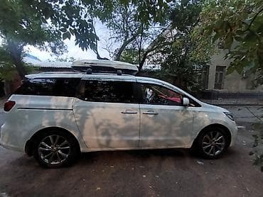 transporter multivan: Kia Carnival: 2020 г., Минивэн — 4
