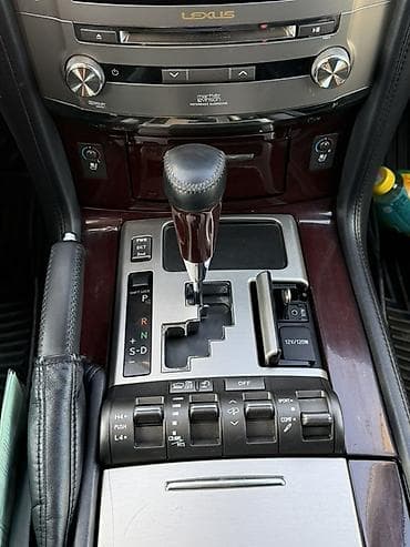 Lexus: Lexus LX: 2013 г., 5.7 л, Автомат, Бензин, Внедорожник — 9