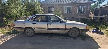 Audi 100: 1988 г., 1.8 л, Механика, Бензин, Седан — 1